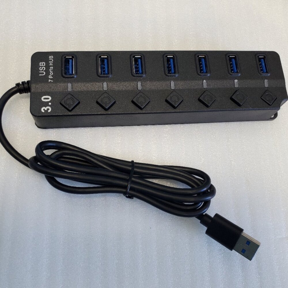 7-Port 3.0 USB Hub - High-Speed Data Transfer USB Extension for MacBook, laptops